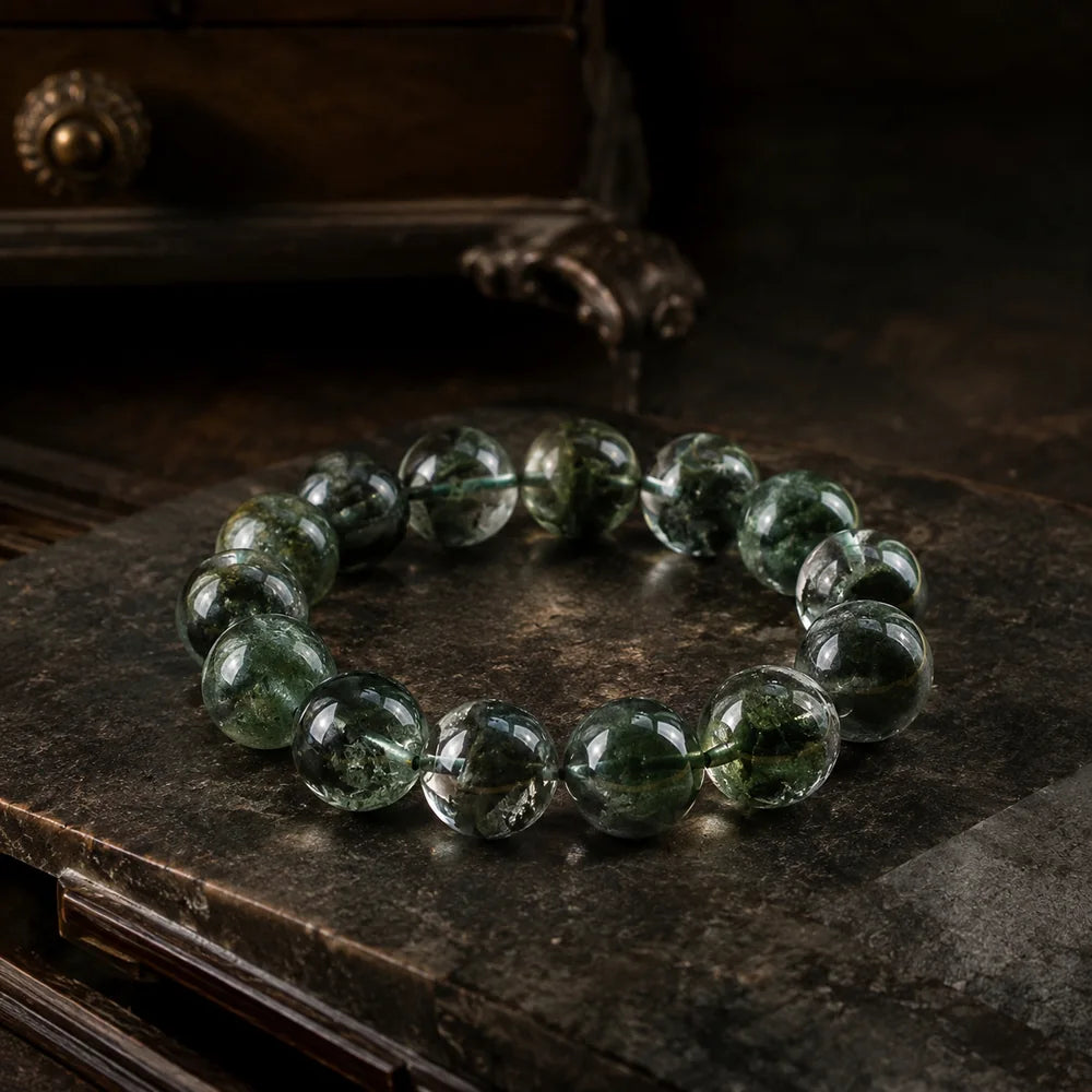 Green Phantom Quartz single-stone bracelet material study